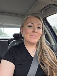 Sunday Selfie time!!! Let's see yours! 👀