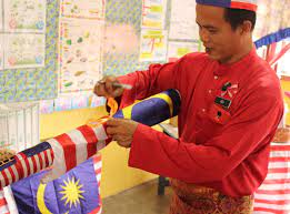 Bagaimana membuat kereta perisai untuk keceriaan kelas. Bagaimana Membuat Kereta Perisai Untuk Keceriaan Kelas