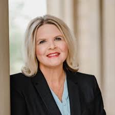 LinkedIn Community, it's the beginning of a new month, so I am excited to  introduce myself and share some fun facts for those who may not know me: