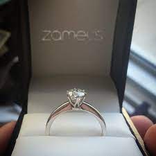 Pin On Zamel S Engagement Rings