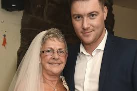 Catherine and Paddy tie knot for a good cause