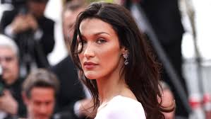 De beste streetstyle momenten van Bella Hadid