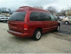 2000 Chrysler Town And Country Starcraft Conversion Van In Cudahy