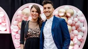 لاوتارو مارتينيز من مواليد يوم 22 اغسطس 1997 فى باهيا بلانكا. Lautaro Martinez Girlfriend Agustina Gandolfo