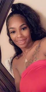 Jasmine Fields's Instagram, Twitter & Facebook