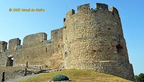 2021 erbjuder vi 1 108 semesterbostäder i och omkring castelo de torres vedras. Viagem Pelos Castelos De Portugal Castelo De Torres Vedras Imagens Jornal De Mafra