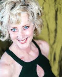 Debra Graff's Instagram, Twitter & Facebook