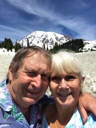 SKAMANIA COUNTY SHERIFF'S OFFICE CONTINUES SEARCH MISSION NEAR MOUNT SAINT  HELENS **********UPDATE********** After exhaustive efforts, the search for  the missing hunter has been suspended indefinitely. The Skamania County  Sheriff's Office extends sympathy