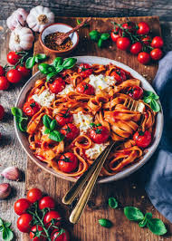 Pasta Napoli Nudeln Mit Tomatensauce Bianca Zapatka Rezepte Rezept Nudeln Mit Tomatensauce Leckere Nudelrezepte Gesund Kochen Rezepte