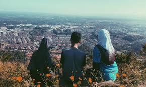 Kemudahan lain yang turut dibina di istana negara termasuklah bangunan sokongan, pejabat keselamatan, jalan masuk bertingkat dari jalan tuanku abdul halim, dataran pelawat dan tempat meletak kenderaan bawah tanah. 12 Easy Scenic Hikes With Breathtaking Views In And Around Kuala Lumpur