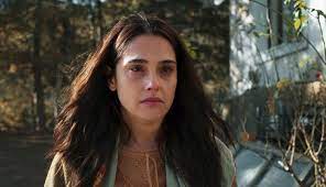 Funda eryiğit (born 6 november 1984) is a turkish actress. Bir Baskadir In Ruhiye Si Funda Eryigit Heveslendigim Roller Hep Zorlanacagim Roller Ama Ne Kadar Zor O Kadar Iyi Ayse Arman Kisisel Web Sitesi