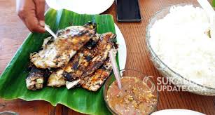 Sebenarnya ada juga cilok bakar nanti akan kita bahas pada artikel selanjutnya. Ragam Kuliner Olahan Laut Khas Pesisir Selatan Sukabumi Pilih Mau Yang Mana