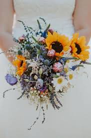 Maybe you would like to learn more about one of these? 45 Pretty And Cute Sunflower Wedding Bouquets Weddingomania