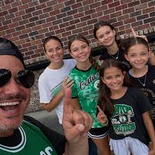 Let's welcome our new members! Deb Wilkins Lmt, Lori DiBell, Paula Marie,  Jeanne Van Acker-Leydens, Shannon Boitnott, Candido Cj Garcia, Shelly Metz,  Karen Lynne, Meg Ford Cassidy, Darlene A. Rexrode, NDennis Park,