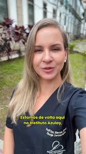 Ainda dá tempo para realizar seu sonho em fazer cirurgia dermatológica no  Instituto Azulay! O único curso completo que une Cirurgia Estética da Face  e Cirurgia de Tumores.,