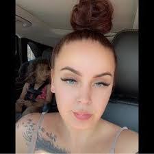 Jasmine Waite's Instagram, Twitter & Facebook