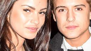 Born jorik scholten on 15th october, 1994 in amsterdam, he is famous for wop!. Lil Kleine And Fiance Jamie Vaes Are Getting Married In Ibiza Teller Report