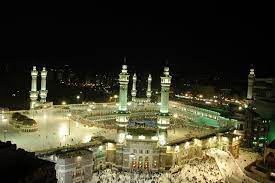 Keindahan Pemandangan Dari Luar Perkarangan Masjidil Haram Di Waktu Malam Pemandangan Malam