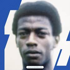 NATALICIO Un día como hoy en 1949 nacía Euclides "Tizón" González. Defensa,  Embajador entre 1971 y 1981, campeón con #Millonarios de Liga en 1972 y  1978, y de la Copa Simón Bolívar