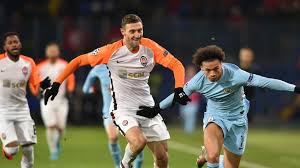 Shakhtar donetsk (traditionell unter dem russischen namen schachtjor donetsk bekannt) ist ein ukrainischer fußballverein in der ostukrainischen industriestadt donetsk. Highlights Shakhtar Donetsk Man City 2 1 Uefa Champions League Uefa Com