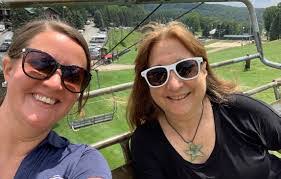 Suzanne Ragan's Instagram, Twitter & Facebook