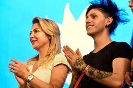 #repost @dylanferdezok ・・・ estamos en familia 🐾 llego nuestro prócer el hijo de dylan!💕💕💕 Tras Los Pasos De Fabiola Yanez El Hijo Del Presidente Tambien Llevo Su Causa Ante La Justicia Minuto Neuquen