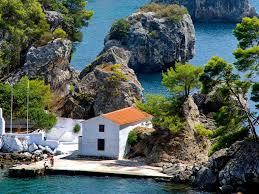 Meet artists and artisans on Central Americas coolest road trip | National  Geographic