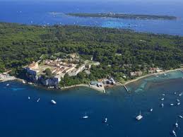 From Island To Island Discover The Island On The Cote D Azur