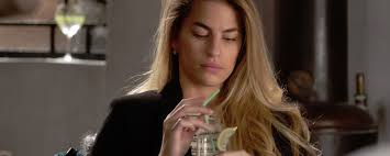 Demain nous appartient en avance du lundi 30 décembre à 19h20(épisode 627), le dna en avance du mercredi 1 janvier à 19h20(épisode 629), le résumé en avance. Demain Nous Appartient Ce Qui Vous Attend Dans L Episode 369 Du Mercredi 2 Janvier 2019 Spoilers News Series A La Tv Allocine