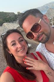 Seth Layton's Instagram, Twitter & Facebook