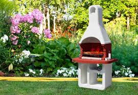 Camini fai da te si progetta e realizza ambienti con arredo shabby cucine in muratura camini fai da te propone soluzioni su misura per ogni esigenza Come Montare Un Barbecue In Muratura Da Giardino