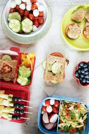 Gesunde Snacks Und Bunte Brotdosen Gesunde Snacks Pausenbrot Gesundes Pausenbrot