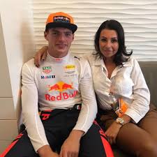 Entretanto verstappen está a 3.3s de pérez. Who Are Max Verstappen S Family The Red Bull F1 Star S Famous Relatives In Sport