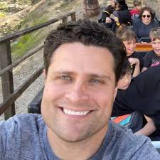 Michael Giampa (@MikeGiampa)