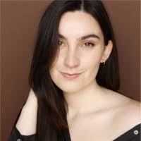 Carly Doyle's Instagram, Twitter & Facebook