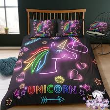 Phosphorescent materials are typically oxides or sulfides, doped with rare earths. Glowing Unicorn Bedding Set Wohnzimmer Wohnung Dekoration Hausdekoration Schlafzimmer Einrichten Unicorn Bedroom Decor Unicorn Room Decor Unicorn Bed Set