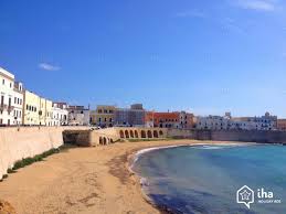 Puoi scegliere tra 240 ville in affitto, 596 case in affitto e molto di più! Affitti Torre Lapillo Di Last Minute Per Vacanze Con Iha Privati