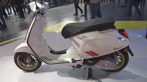 Piaggio Vespa Sprint 125 Abs Racing Sixties 2020 Exterior And Interior Youtube