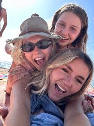 Congratulations to my clients, Christine, and her children Emily, Abby,  Katy and Michael of Austin, Texas, who recently received their  Luxembourg/EU citizenship! Christine and her kids have roots in Dalheim,  Luxembourg, and