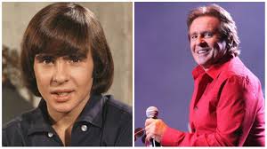 Remembering the late Singer & Actor, Davy Jones (30 December 1945