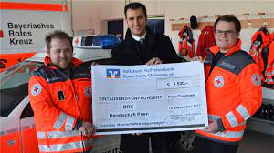 Vr bank rosenheim chiemsee prien am chiemsee credit union. Vr Bank Unterstutzt Brk Prien Region Chiemgau