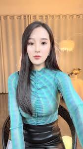 绿播女神下海 颜值爆表 身材火辣 极致诱惑 激情呈现