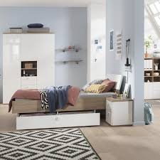 Jadi bagaimana jika kita menggabungkan kedua elemen ini menjadi satu? Https Informa Co Id Inspirations Rekomendasi Bed Set Untuk Kamar Tidur Minimalis