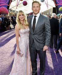 Seemingly perfect hollywood power couple chris pratt and anna faris announced their faris told us weekly, now that chris is, like, a crazy huge movie star, going out is just a whole tmz reported that though pratt and faris have both been spotted out and about without their wedding rings. Anna Faris Wants To Marry Chris Pratt Schwarzenegger