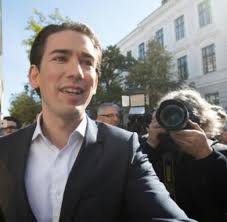Im mai ist die koalition von övp und fpö in die brüche gegangen. Herbert Kickl Cousine Von Fpo Innenminister Rechnet Auf Facebook Mit Ihm Ab Welt
