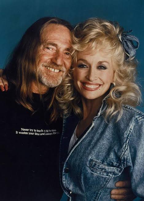 There's nothing like a true friend ❤️ Willie Nelson