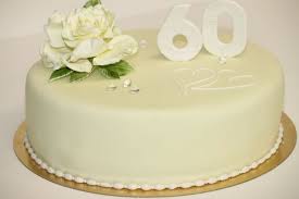 Bestellen und versenden sie kuchen für ihre diamantenhochzeit online. Torte Zur Diamantenen Hochzeit Www Suess Und Salzig De Seh Flickr