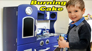 Buy the best and latest toys kitchen set on banggood.com offer the quality toys kitchen set on sale with worldwide free shipping. Pretend Play Cake Cooking With Toy Food W Harry Youtube