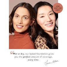 Laura Geller New York Baked Versatile Powder Foundation, Honey : Amazon.ca:  Beauty & Personal Care