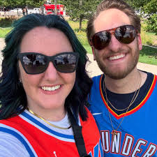 What volleyball leagues or clinics are available in Oklahoma for a  13-year-old in late August through September?